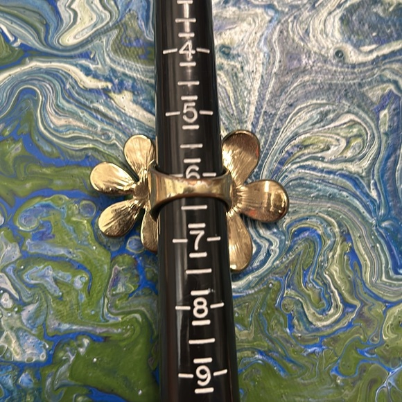 Large twin flowers ring gold tone with gems size 6 white and black - Picture 5 of 5